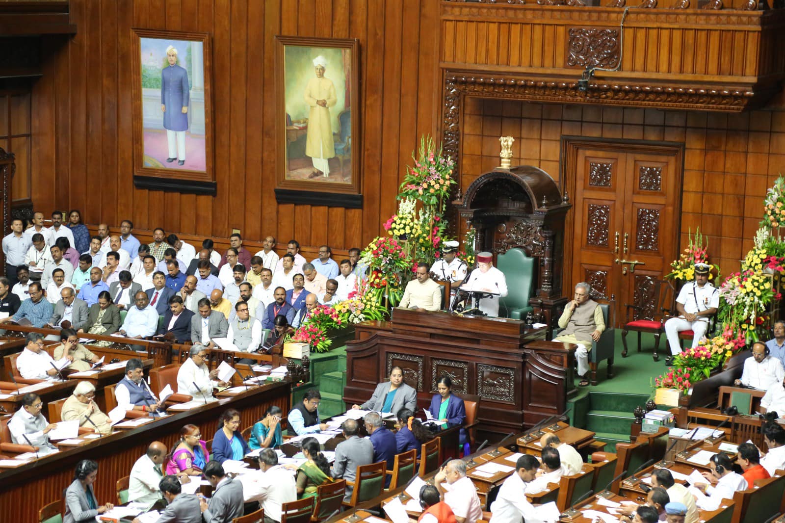 Karnataka budget session begins; BJP gears up for a battle, Congress has task cut out