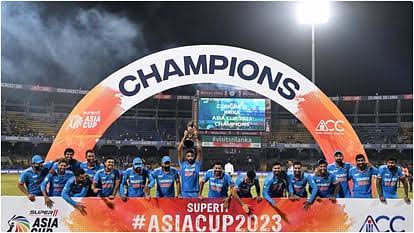 India demolish Sri Lanka by 10 wickets to win Asia Cup