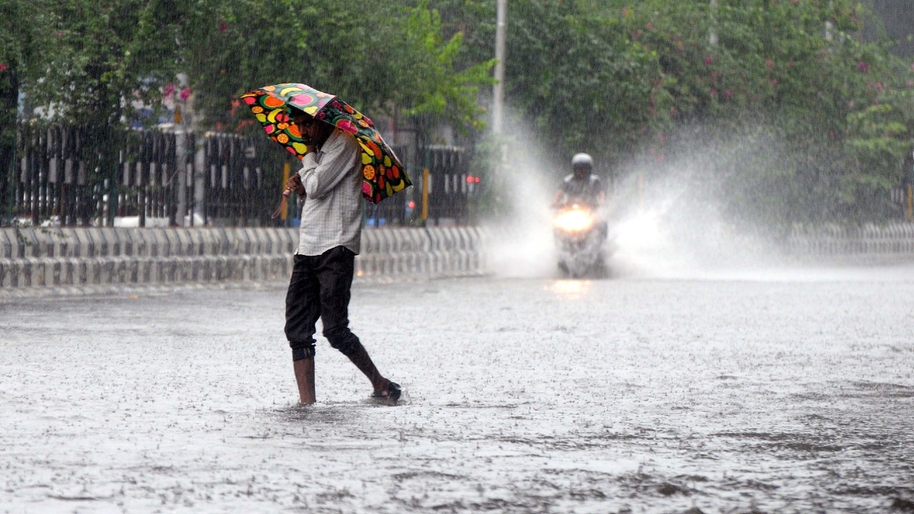 47 roads shut due to continuous rain in Himachal Pradesh; three districts face flash flood threat