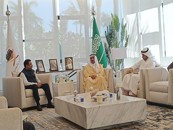 Indian official meets Saudi Arabia's Vice Haj Minister, discusses logistical arrangements for pilgrims