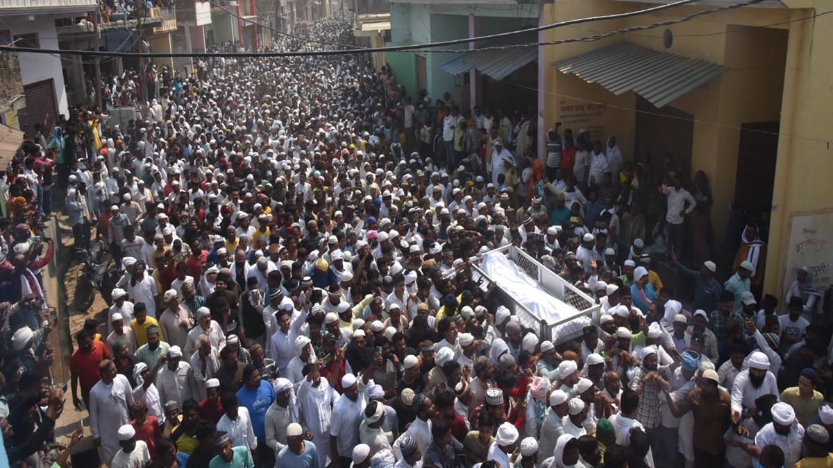 Massive crowd gathers as Mukhtar Ansari laid to rest in UP’s Ghazipur