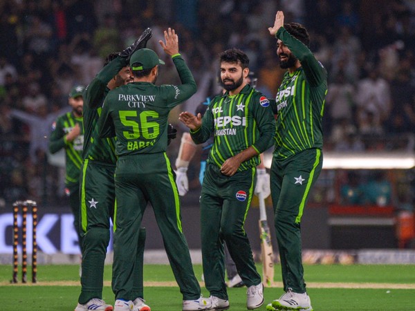 Pakistan defeat New Zealand by 9 runs in 5th match, level T20I series 2-2