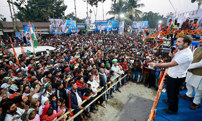 Rahul Gandhi takes on centre during Bharat Jodo Nyay yatra in Raebareli