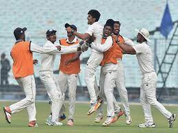 Vidarbha crush Karnataka by 128 runs to make Ranji Trophy semifinals