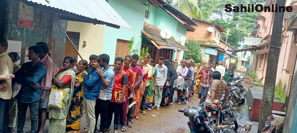 Ration distribution disrupted in Bhatkal due to server issues