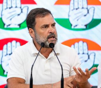 Elections have slipped out of Modi's hands: Rahul Gandhi