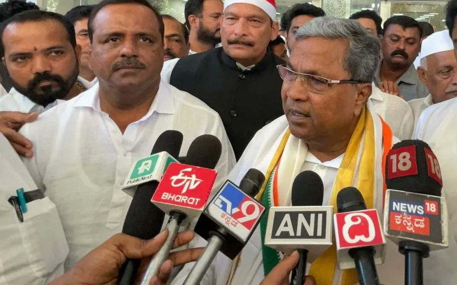 Karnataka CM challenges Amit Shah to public debate on state guarantee schemes