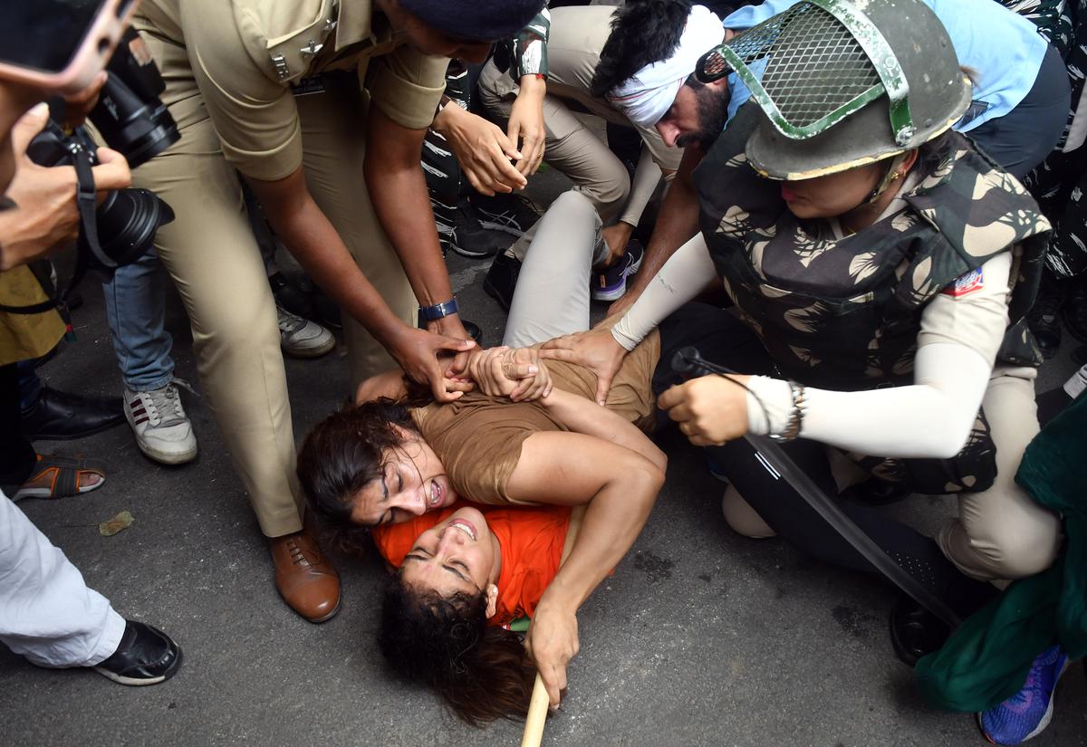 Protesting wrestlers detained for violation of law and order, Police clears protest site at Jantar Mantar